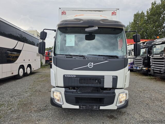 Box truck Volvo FL 250 Koffer mit Portaltüren