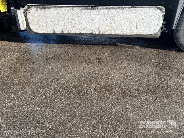 Auflieger mit Pritsche & Plane Schmitz Cargobull Semitrailer Curtainsider Standard