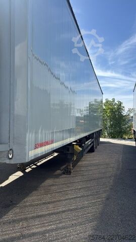 Auflieger mit Walkingfloor SCHWARZMüLLER J-SERIE, HYDR. DACH, SAF