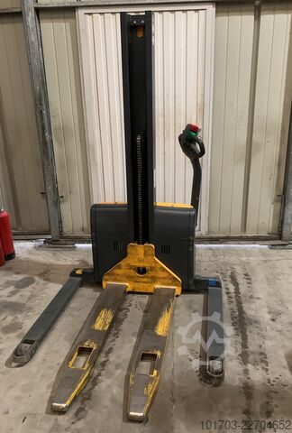 Elektro-Stapler Jungheinrich EMC B10