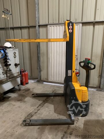 Elektro-Stapler Jungheinrich EMC B10