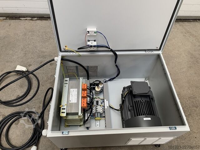 Transformator von 220 V einphasig auf 380 V dreiphasig Coffret transformateur / Convertisseur LD CMT NS 10-380