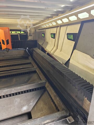 Laserschneidmaschine Ermak Fibermak Momentum Gen-2