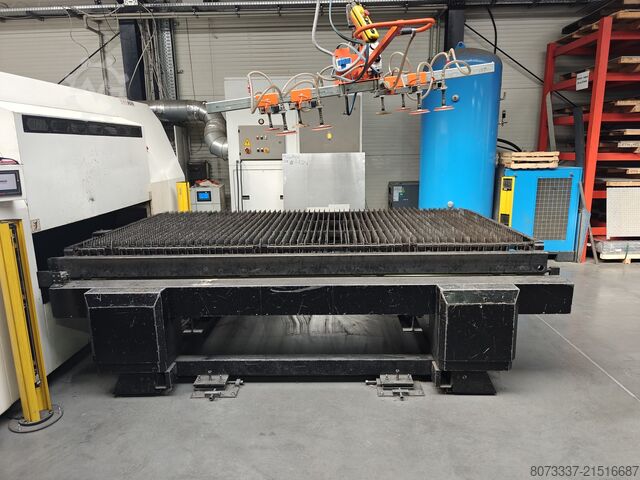 Laserschneidmaschine Ermak Fibermak Momentum Gen-2