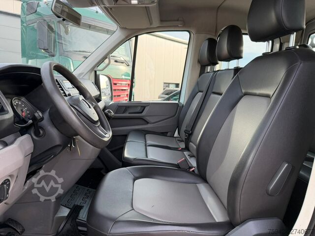 Pritschenwagen VW Crafter Pritsche 35 DOKA mittellang RWD AHK