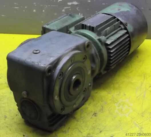 Geared motor 0.25 kW 12 rpm SEW Eurodrive SA40DT71C-4BN05