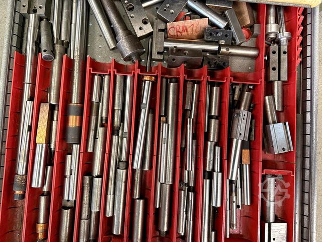 Werkbank mit Inhalt GARANT Workbench with contents