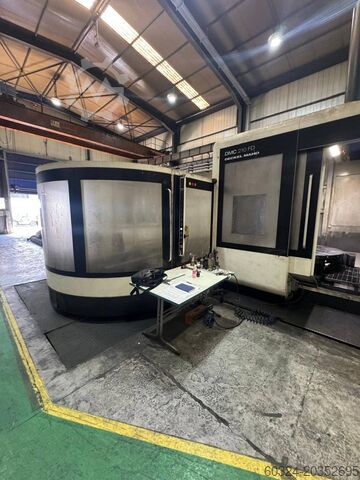 CNC - Dreh- und Fräszentrum - 5-Achsen DMG DMC 210 FD