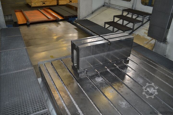 CNC -Portalfräsmaschine KOLB KLUEPPELBERG Cubimat YC 2000
