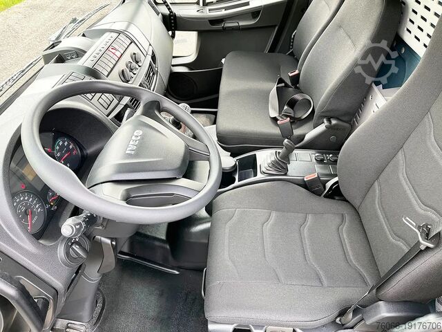 Koffer Iveco EuroCargo 150 Flatbed with Sides