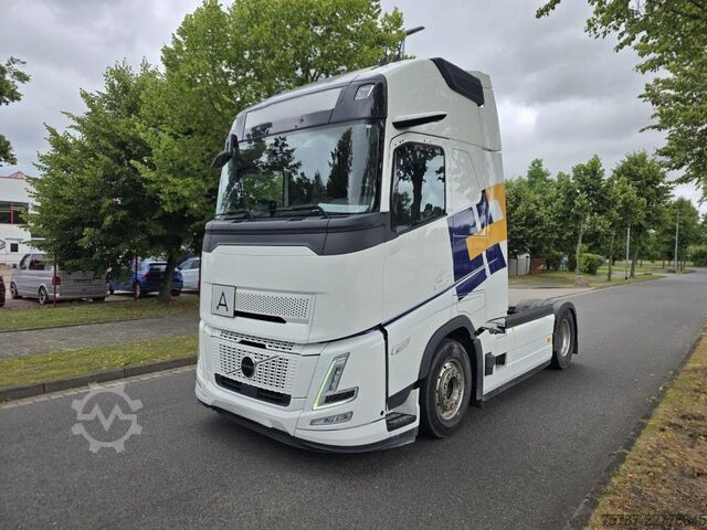 Standard SZM VOLVO FH 460 neues Modell, 2 Kreis-Hydr, Standklima