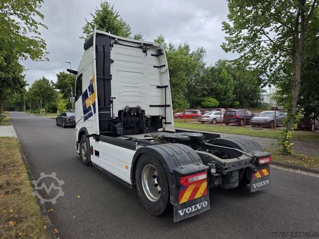 Standard SZM VOLVO FH 460 neues Modell, 2 Kreis-Hydr, Standklima