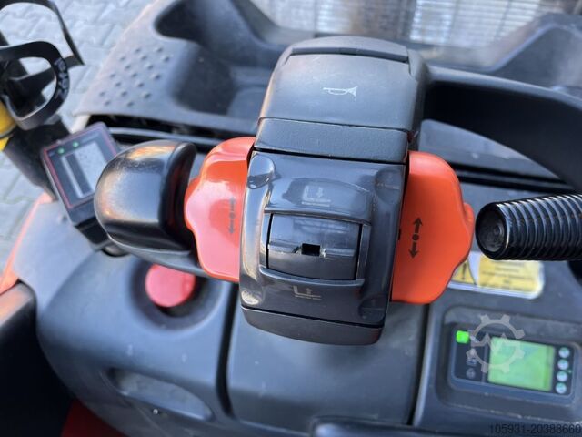 Fahrerstandstapler Linde D14SP