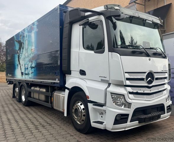 LKW mit Getränkeaufbau MERCEDES-BENZ 2548 Actros*7,7 m Schwenkwand*LBW*Lift/Lenk*Ret.
