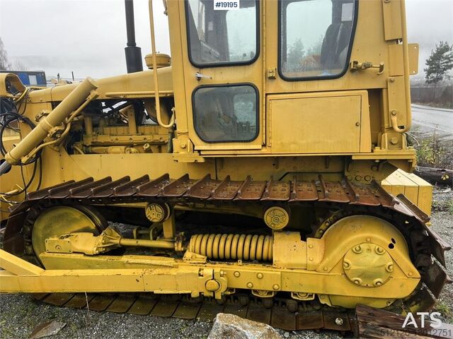Planiermaschine Caterpillar D5B Dozer w/ Gravel Paver