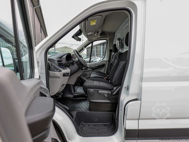 Panel van Maxus DELIVER 9