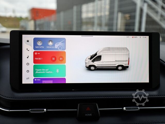 Panel van Maxus DELIVER 9