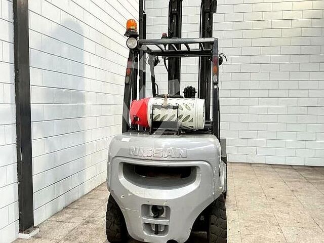 Gabelstapler Nissan UGD 02 A 30 PQ
