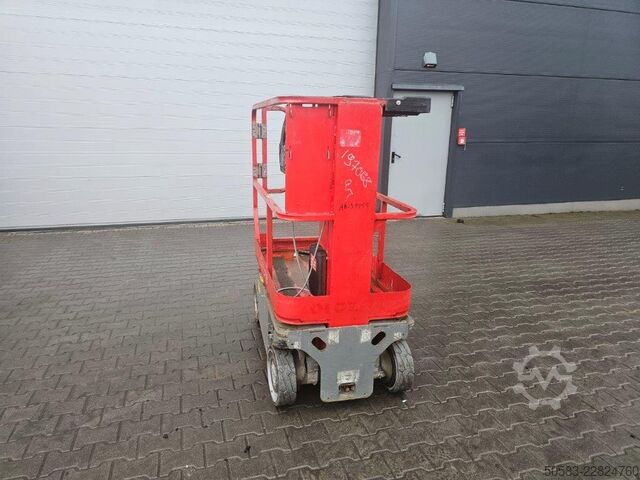 Vertical / Personnel Lifts JLG 1230ES