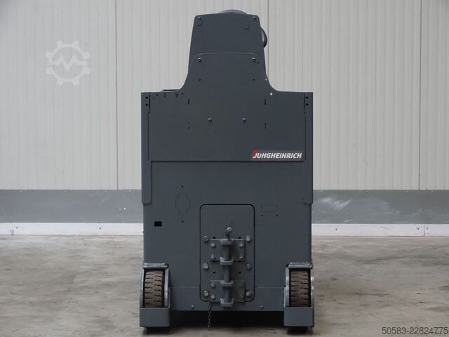 Schlepper Jungheinrich EZS C40
