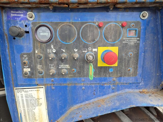 Scherenarbeitsbühne Genie GS3268RT, 4x4, 12m Workingheight, Kubota