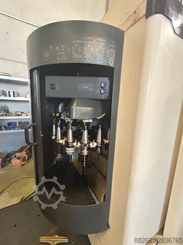 Universales 5-Achs-Bearbeitungszentrum DMG DMU 50 ECO