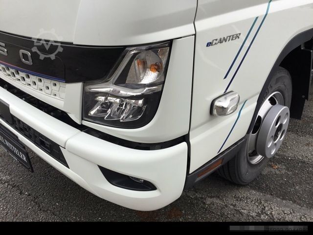 Three-way tipper van FUSO eCanter 4C15e S-Batterie Dreiseitenkipper/LED