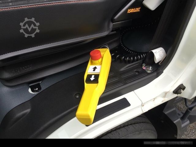 Three-way tipper van FUSO eCanter 4C15e S-Batterie Dreiseitenkipper/LED