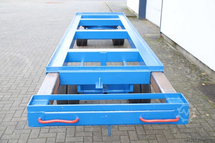 Heavy-duty transport vehicle 16 tons unbekannt 6070/1325/H820 mm