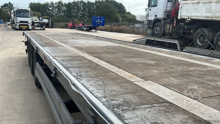 Plattformanhänger Krone SDP27 (DISC BRAKES / FREINS DISQUE / SAF AXLES)