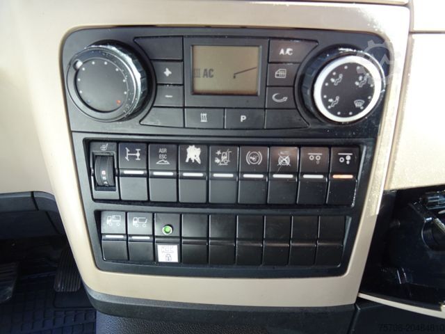 LKW mit Getränkeaufbau MAN 26.460 TGS*kpl Zug Schwenkwand*2x LBW*NLA*38 Pal