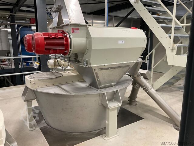 Mixing, screening, and conveying line Hosokawa Micron 20-MFC-43