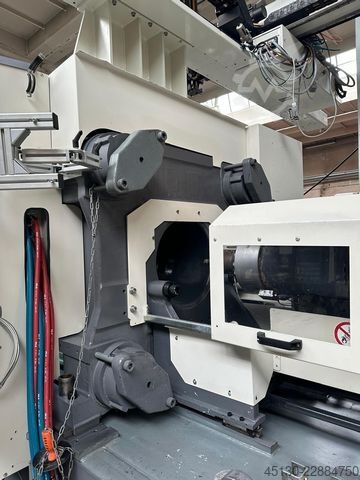Injection molding machine KraussMaffei KM 350-2000 AX