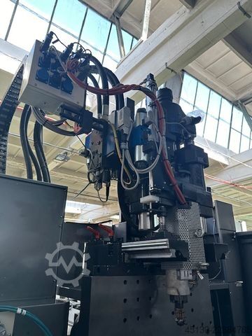 Injection molding machine Engel Victory 330H/80V/160 combi Ecodrive