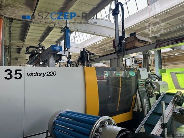Injection molding machine Engel Victory 1050/220 Tech