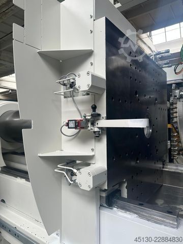 Injection molding machine Engel Victory 2050/260 Tech Ecodrive