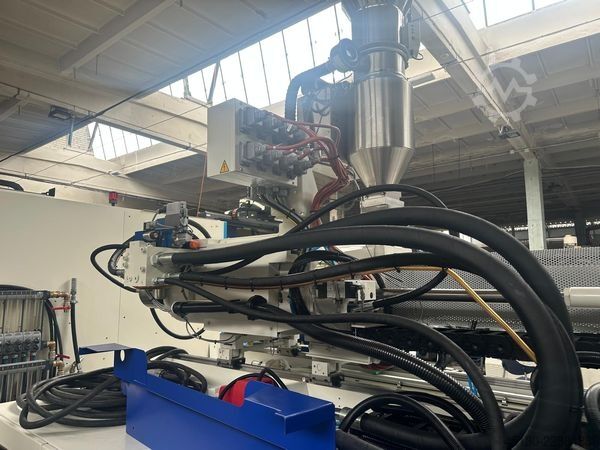 Injection molding machine Engel Victory 2050/260 Tech Ecodrive