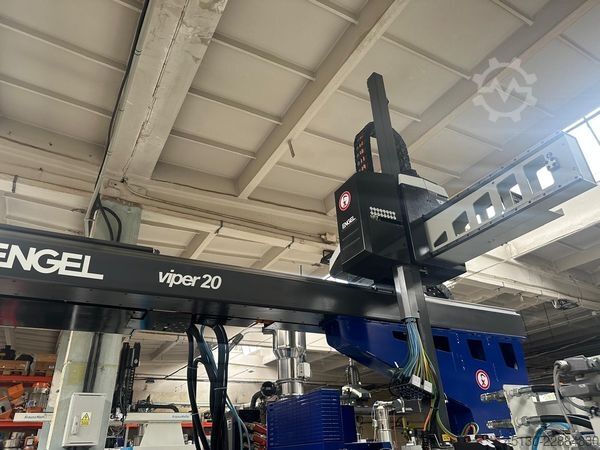 Injection molding machine Engel Victory 2050/260 Tech Ecodrive