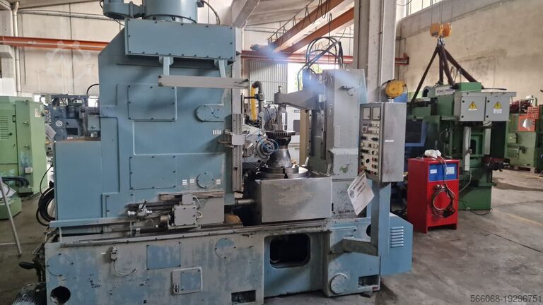 Wälzfräsmaschine Liebherr L652