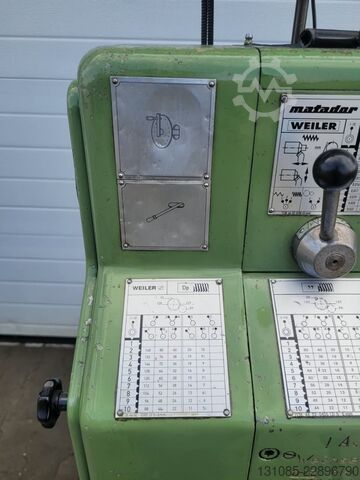 Leit-/Zugspindeldrehmaschine WEILER Matador VS1