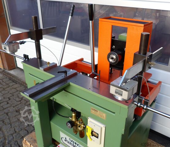 Langlochbohrmaschine Dübelbohrmaschine GANNOMAT mit Lieferung nach D und in EU JUNIOR 320 + Raster + 2 Ebenen