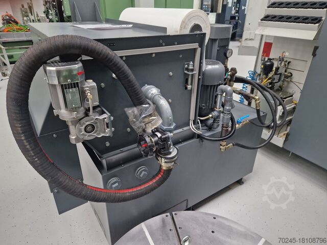 Machining center STAMA MC 526 COMPACT CNC MILLING 526