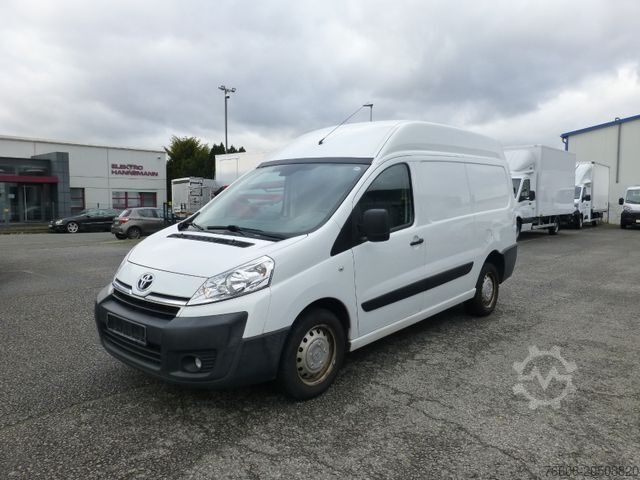 Kastenwagen hoch TOYOTA PROACE 2.0d L2H2 Klima Standheizung