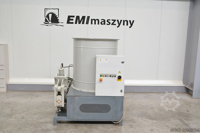 Brikettiermaschine NAZZARENO OLD 52
