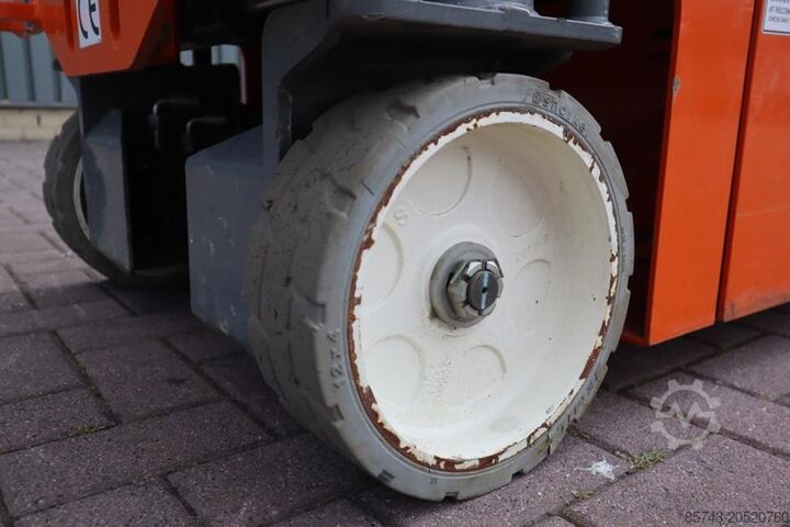 Scherenhebebühne Snorkel S3219E Electric, 8m Working Height, 250kg Capacity