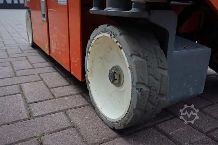 Scherenhebebühne Snorkel S3219E Electric, 8m Working Height, 250kg Capacity