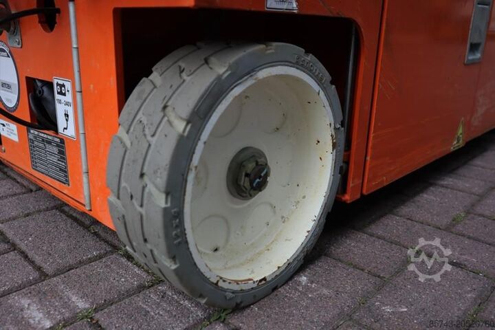 Scherenhebebühne Snorkel S3219E Electric, 8m Working Height, 250kg Capacity