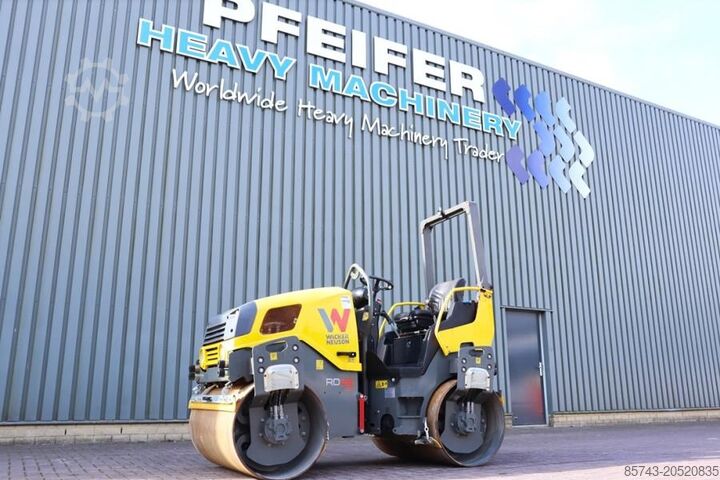 Tandem roller Wacker Neuson RD28-120 Diesel, Front And Rear Vibrating Smooth D