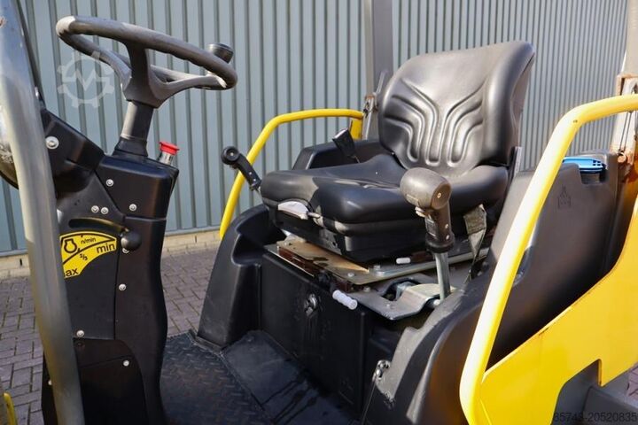 Tandem roller Wacker Neuson RD28-120 Diesel, Front And Rear Vibrating Smooth D