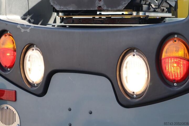 Tandem roller Wacker Neuson RD28-120 Diesel, Front And Rear Vibrating Smooth D